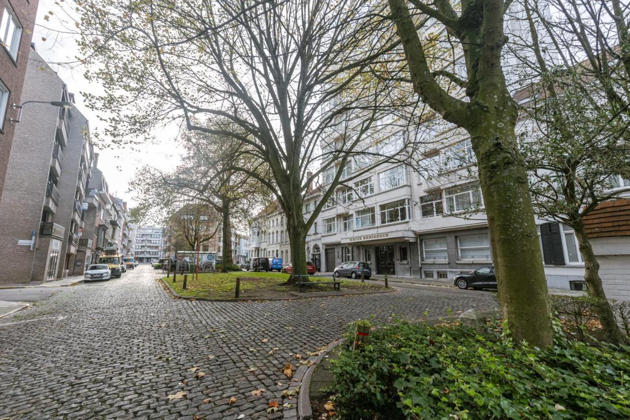 Beautiful Luxurious Mansion With Several Terraces Kortrijk Exterior photo