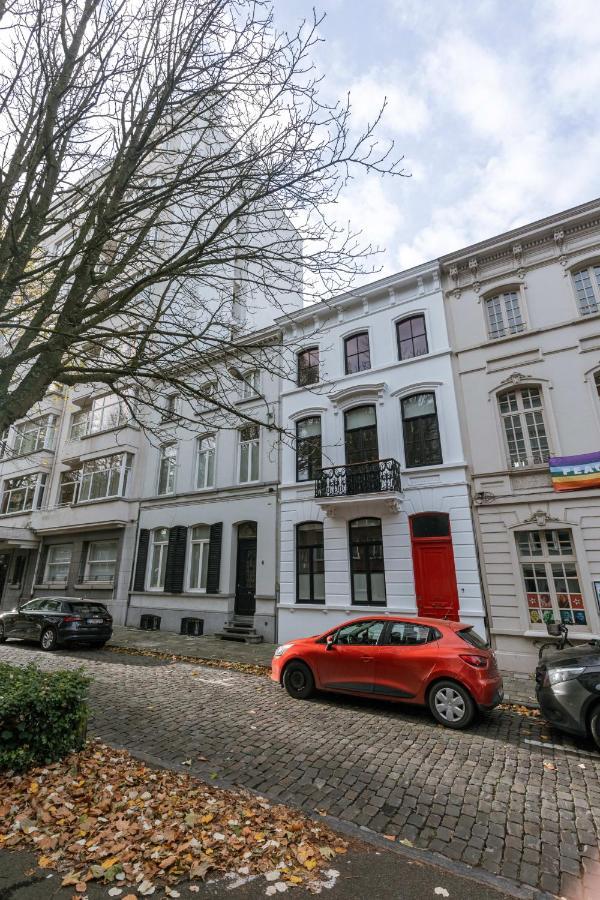 Beautiful Luxurious Mansion With Several Terraces Kortrijk Exterior photo