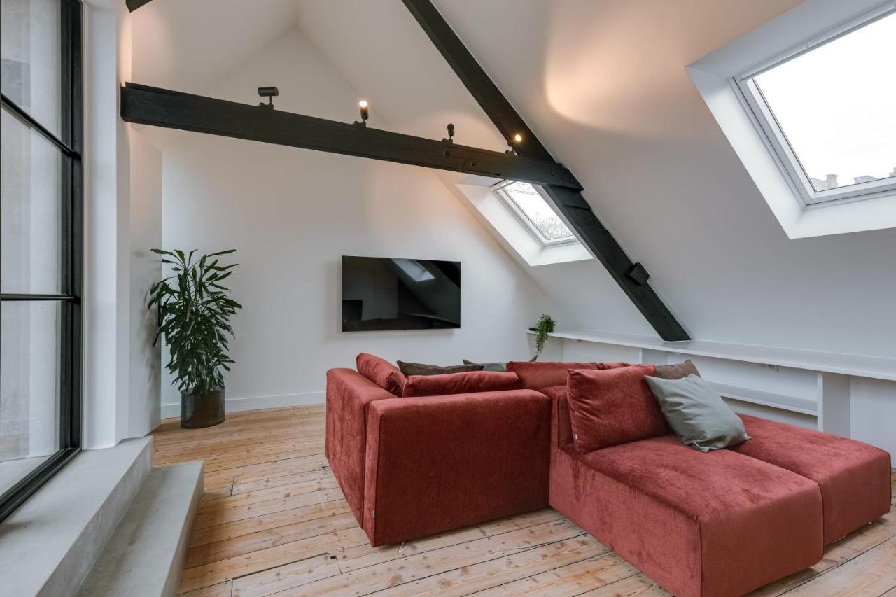 Beautiful Luxurious Mansion With Several Terraces Kortrijk Exterior photo